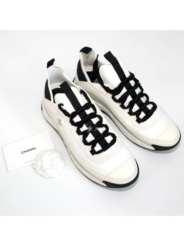 CC Logo Mixed Fibers Low Top Sneakers Ivory - CHANEL - BALAAN 4