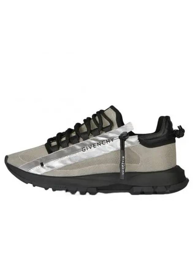 Spectre Runner Low-Top Sneakers Khaki - GIVENCHY - BALAAN 2