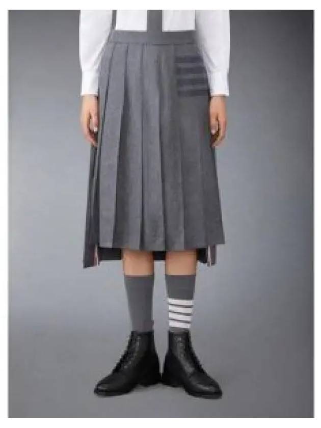 Wool Cashmere Flannel Below Knee Pleats 4 Bar Skirt FGC400V 06393 035 1326320 - THOM BROWNE - BALAAN 1