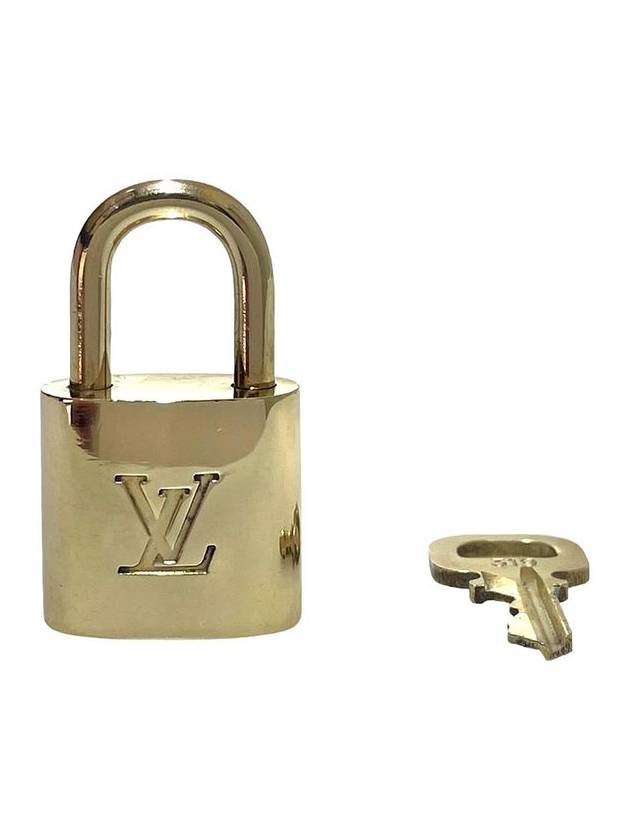 Women s Padlock Gold Plated 319 Key - LOUIS VUITTON - BALAAN 6