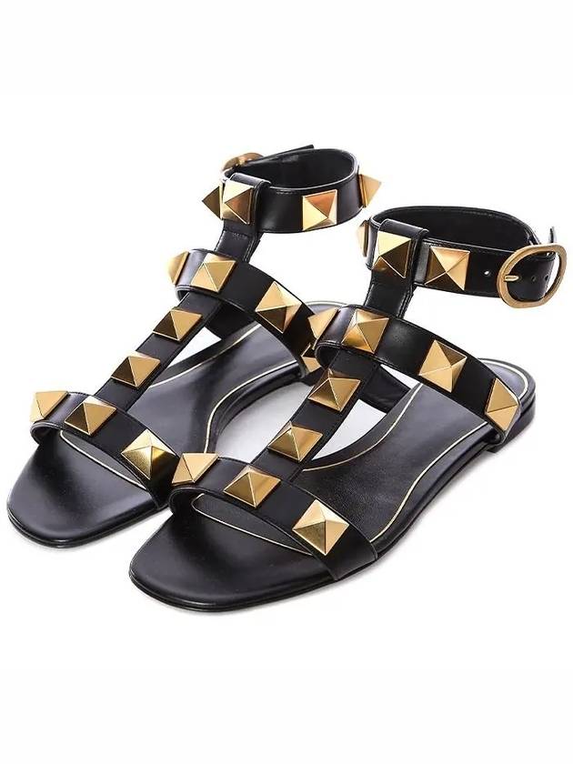 Roman Studded Leather Ankle Strap Sandals - VALENTINO - BALAAN.