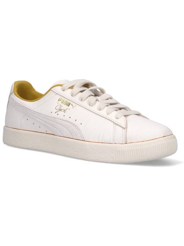 Clyde The Never Worn IV Low Top Sneakers Ivory - PUMA - BALAAN 3