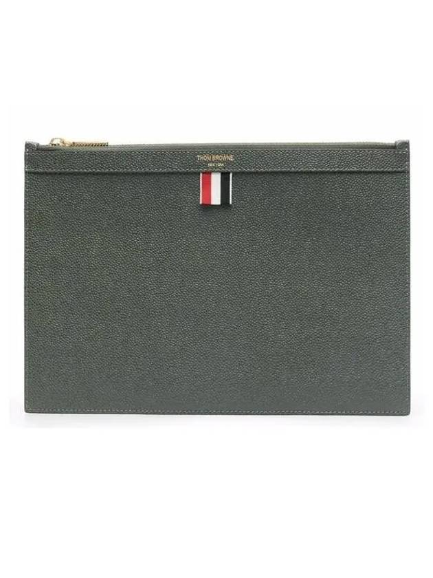 24SS Pebble Grain Small Clutch Bag MAC019L 00198 025 Other 1008723 - THOM BROWNE - BALAAN 1