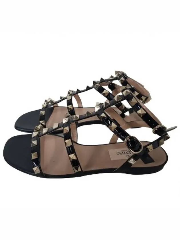 S0A05 VNW 0NO Rockstud Strap Sandals - VALENTINO - BALAAN 1