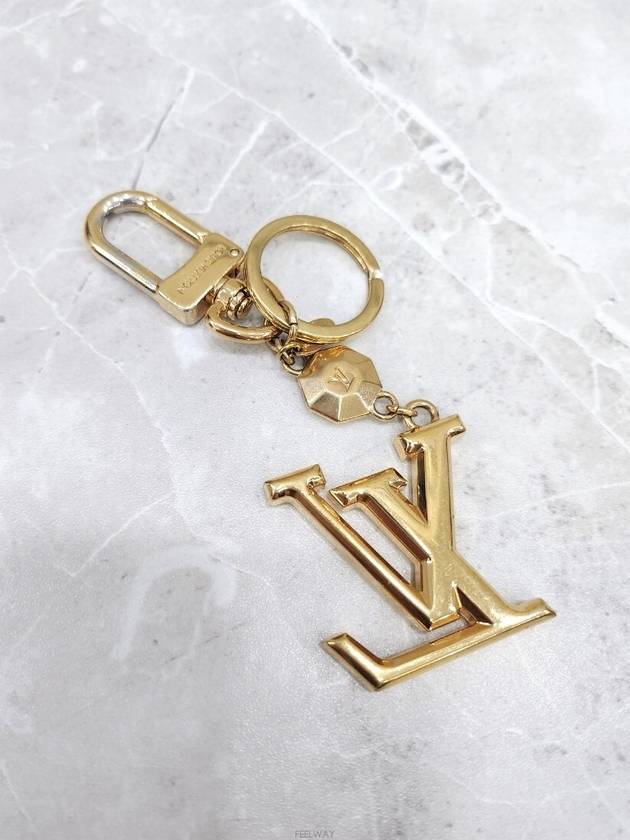 women key holder - LOUIS VUITTON - BALAAN 2