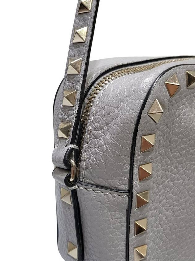 Women s MW2B0809 Rockstud Gray Small Camera Crossbody Bag - VALENTINO - BALAAN 6