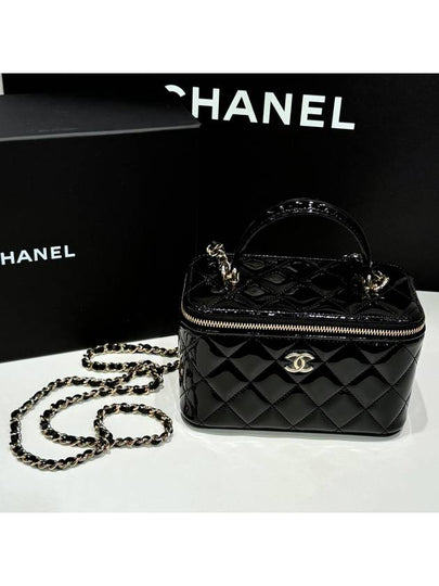 Top handle vanity bag patent black gold plated - CHANEL - BALAAN 2