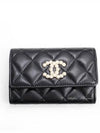 24SS PreCollection Pearl CC Classic Snap Card Wallet Lamb Skin AP3813 B15723 94305 - CHANEL - BALAAN 2