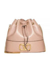 V Logo Signature Chain Napa Leather Bucket Bag Indie Pink - VALENTINO - BALAAN 2