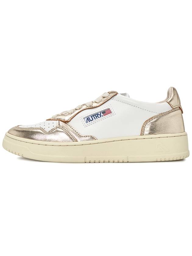 Medalist Low Top Sneakers Platinum White - AUTRY - BALAAN 5