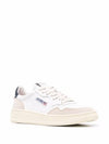 Women's Leather Suede Medalist Low Top Sneakers White Blue - AUTRY - BALAAN 3