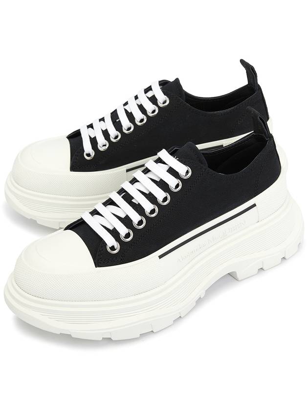 Tread Slick Platform Low Top Sneakers Black White - ALEXANDER MCQUEEN - BALAAN 2