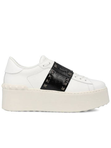 Valentino Garavani Sneakers - VALENTINO - BALAAN 1