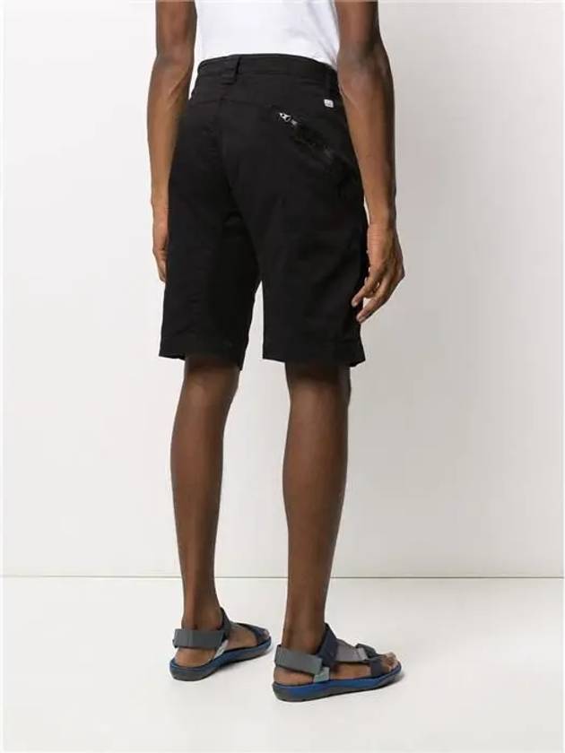 Men's Lens Wappen Bermuda Cargo Shorts Black - CP COMPANY - BALAAN 3