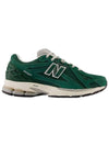 1906R Low Top Sneakers Green - NEW BALANCE - BALAAN 1