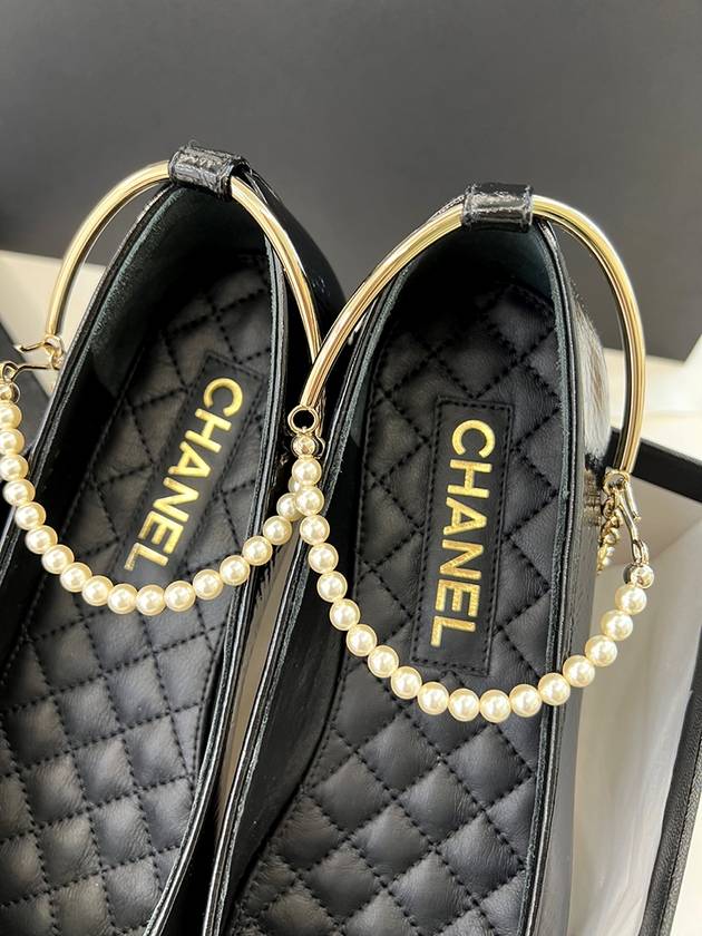 Ballerina Flat Shiny Lambskin Metal Imitation Pearls & Black - CHANEL - BALAAN 5