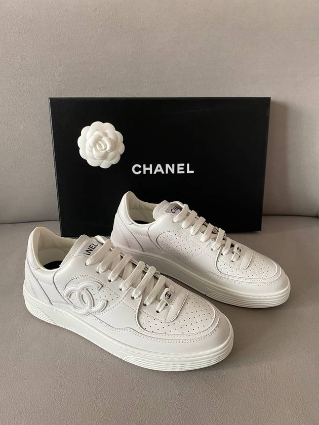 CC Logo Calfskin Low Top Sneakers White - CHANEL - BALAAN 5