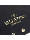 Rockstud Zipper Clutch Bag Black - VALENTINO - BALAAN.