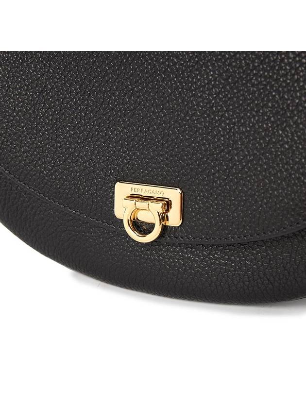 Ferragamo Reaper Women s Shoulder Bag 21 8373 NERO 0772314 042 - SALVATORE FERRAGAMO - BALAAN 6