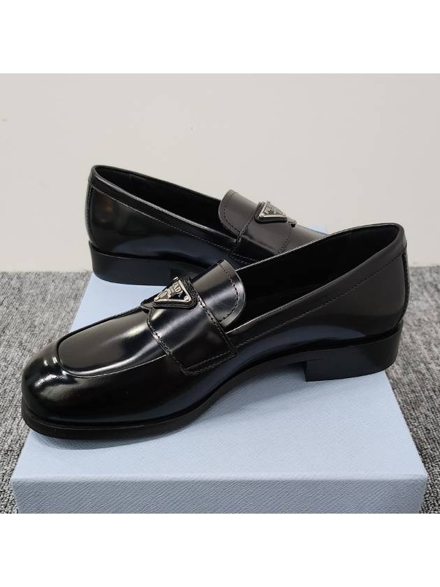 Brushed Leather Loafers Black - PRADA - BALAAN 3