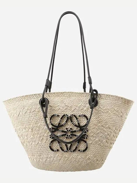 Iraka Palm Calfskin Anagram Basket Shoulder Bag Natural Black - LOEWE - BALAAN 2