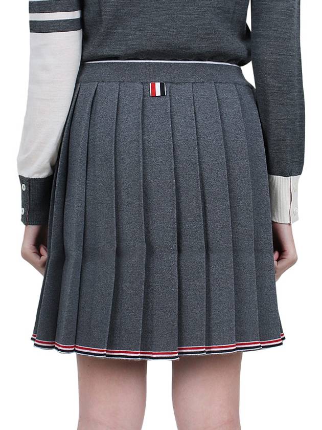 Full Needle Stitch Merino Wool Tipping Pleated Skirt Grey - THOM BROWNE - BALAAN 5