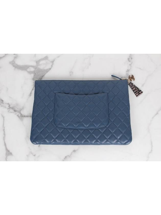 Havana Clutch Blue L - CHANEL - BALAAN 2