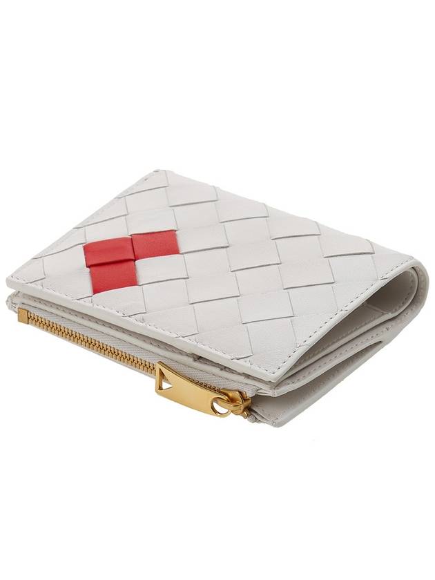 Intrecciato Heart Detail Leather Half Wallet White - BOTTEGA VENETA - BALAAN 5