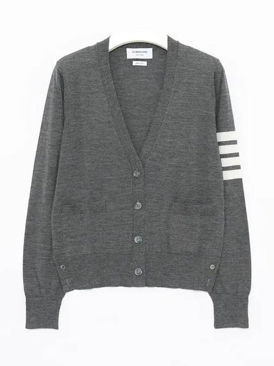 Sustainable Fine Merino Wool 4-Bar Relaxed Fit V-Neck Cardigan Medium Grey - THOM BROWNE - BALAAN 2