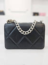 women cross bag - CHANEL - BALAAN 5