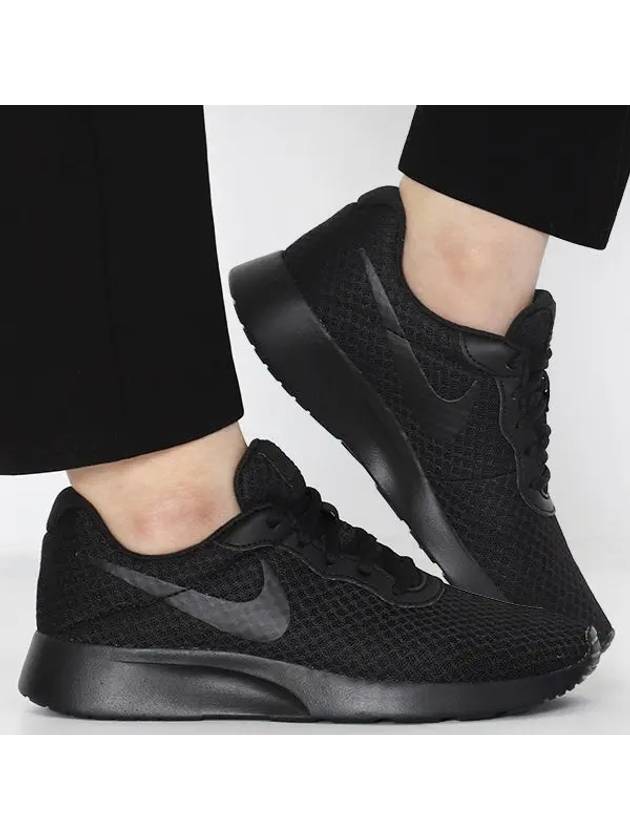 Tanjun Low Top Sneakers Black - NIKE - BALAAN 2