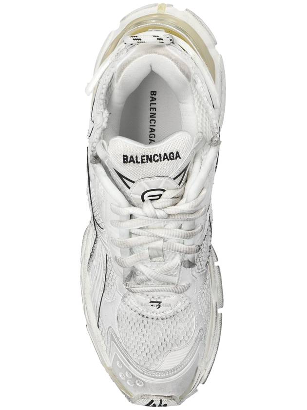 Worn Out Effect Runner Low Top Sneakers White - BALENCIAGA - BALAAN 7