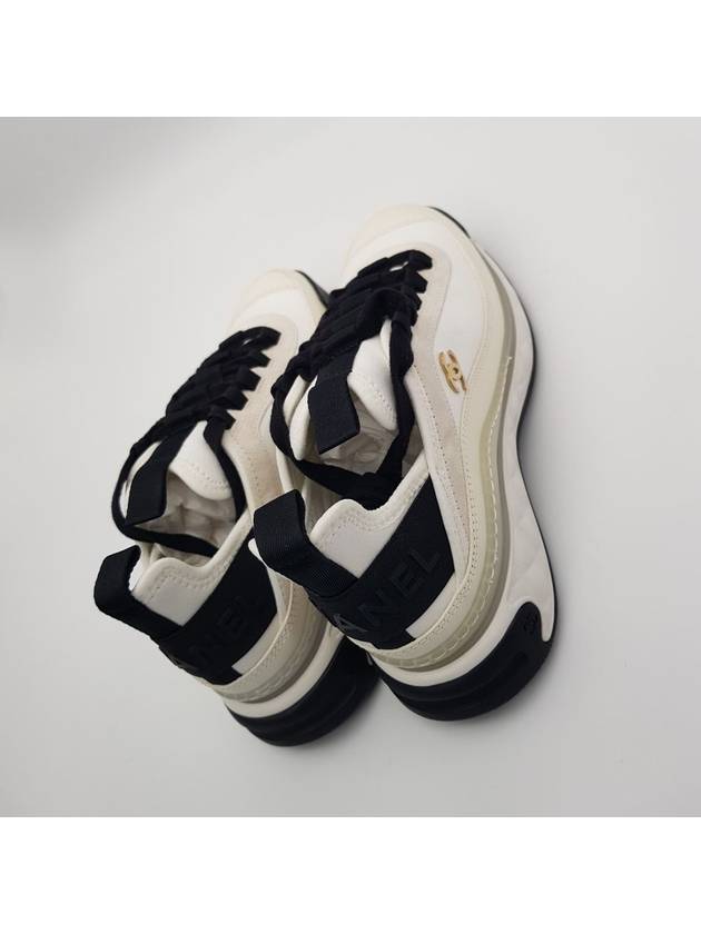 Mixed Fibers Velvet Calfskin Low Top Sneakers Ivory - CHANEL - BALAAN 8