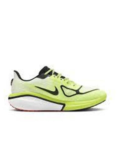 Vomero 17 Talaria Low Top Sneakers Volt - NIKE - BALAAN 2