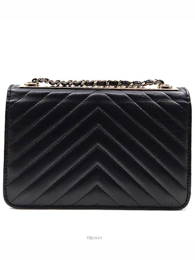 Lambskin chevron trendy cc woc - CHANEL - BALAAN 5