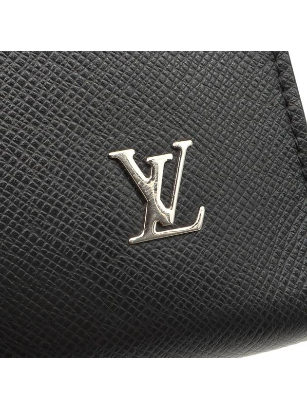 Black Taiga Leather Pochette Jour 24H Clutch M30965 - LOUIS VUITTON - BALAAN 6