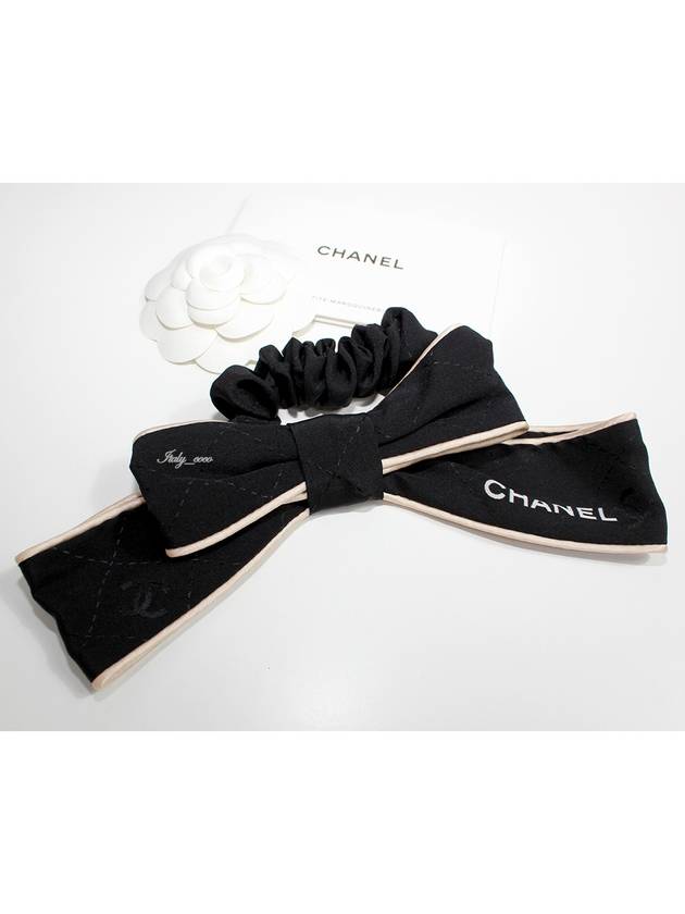 Logo Ribbon Silk Scrunch Hairband Black - CHANEL - BALAAN 7