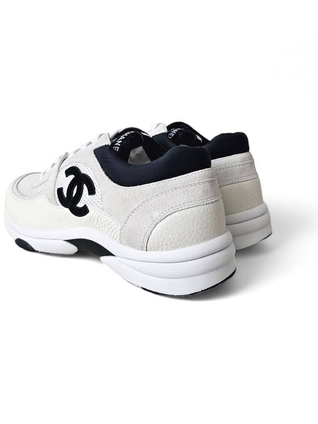 CC Logo Leather Low Top Sneakers White - CHANEL - BALAAN 4