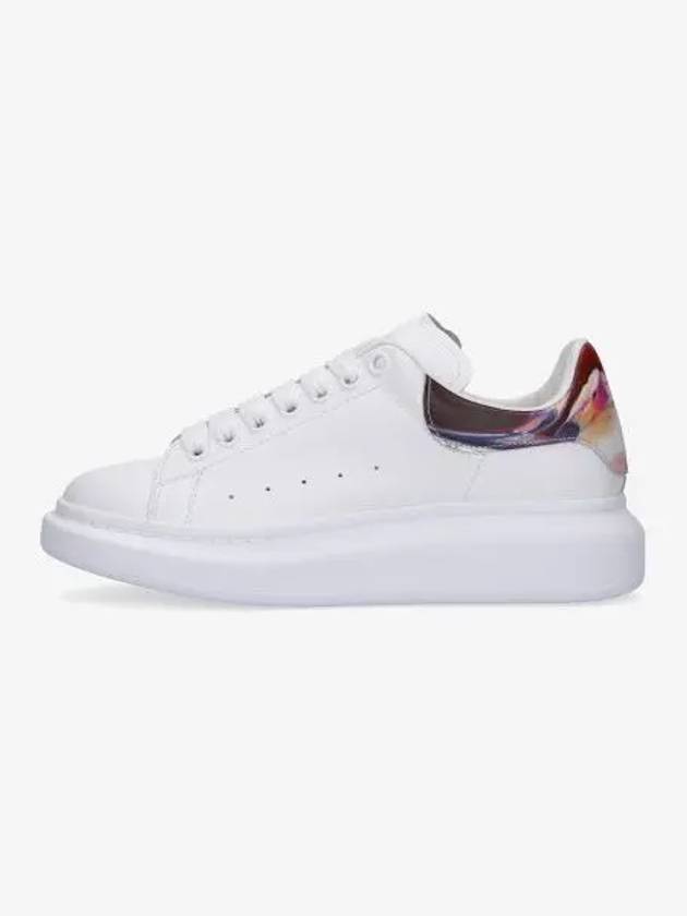 Larry Oversized Leather Low Top Sneakers White - ALEXANDER MCQUEEN - BALAAN 2