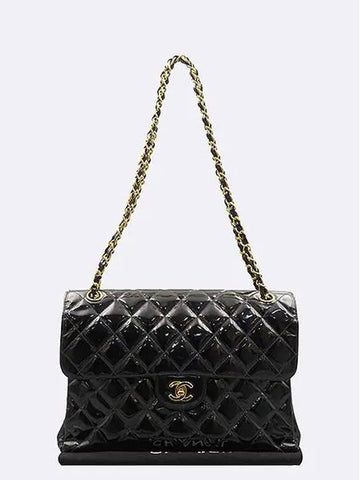 patent shoulder bag - CHANEL - BALAAN 1