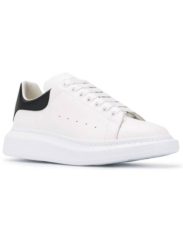 Oversized Low Top Sneakers White - ALEXANDER MCQUEEN - BALAAN 5