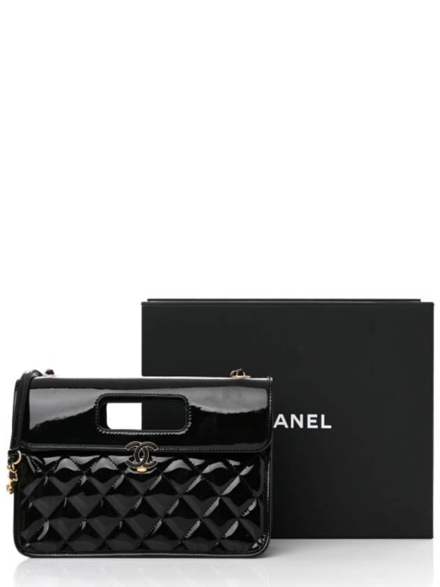 Season patent flap bag AS4036 - CHANEL - BALAAN 6