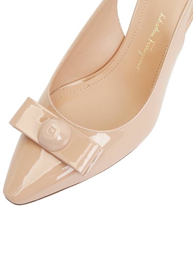 Women's Karine Amaretti Vara Bow Slingback Heels Beige - SALVATORE FERRAGAMO - BALAAN 8