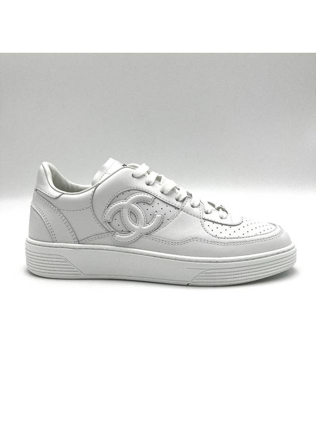 CC Logo Calfskin Low Top Sneakers White - CHANEL - BALAAN 3