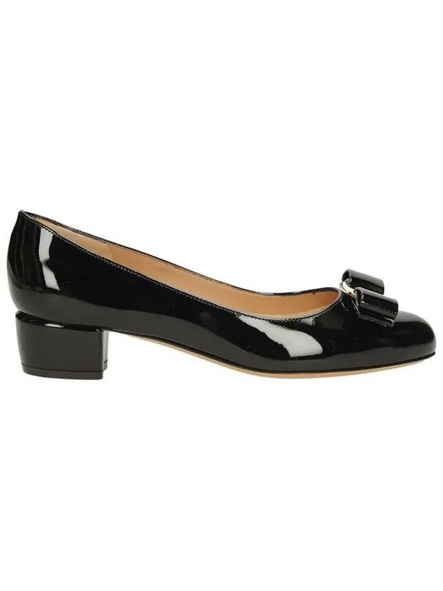 Vara Bow Patent Pumps Black - SALVATORE FERRAGAMO - BALAAN 3