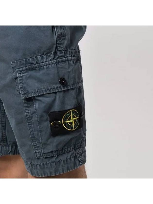 Men's Wappen Patch Pocket Bermuda Cargo Shorts Navy - STONE ISLAND - BALAAN 4