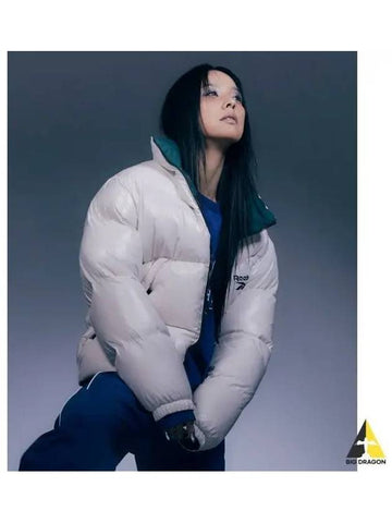 Hyori Lee wearing reversible pump down jacket white green - REEBOK - BALAAN 1