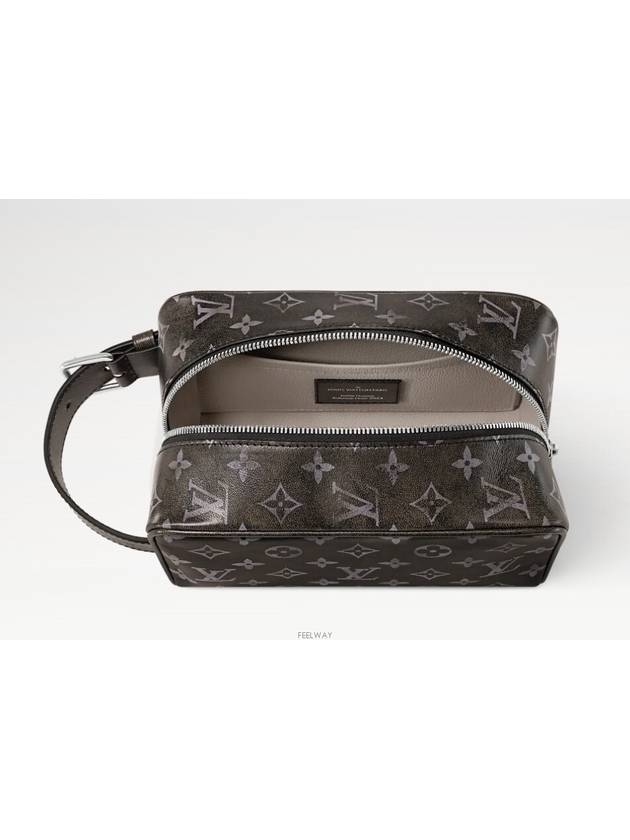 Domestic Inventory A S Gift Wrapping Louis Vuitton Locker Men's Dopp Kit Pouch Bag - LOUIS VUITTON - BALAAN 3