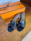 Oasis Calfskin Slipper Heels Noir Piqures Ecrues - HERMES - BALAAN.