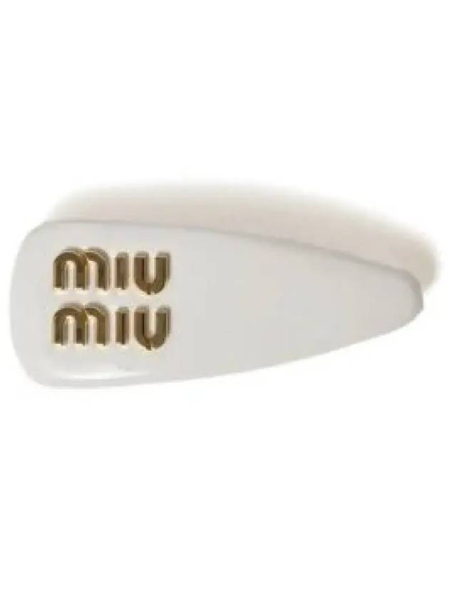 Patent Leather Hair Clip White - MIU MIU - BALAAN 2